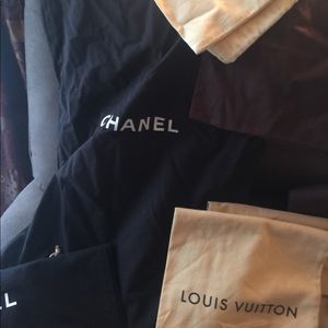 Shoe dust bags
